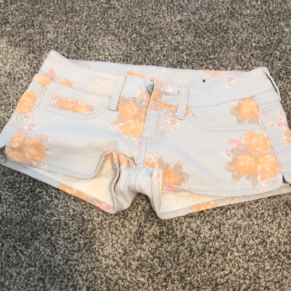 American Eagle short shorts